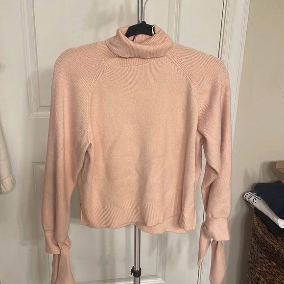 whyte valentyne Sweaters - NEW Light Pink Turtleneck Sweater with sleeve accent